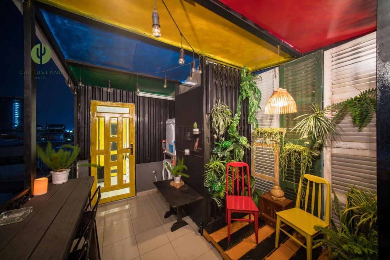 Cactusland Homestay - Tran Hung Dao Хошимин Экстерьер фото